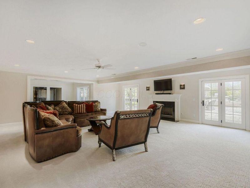 8184 Kesegs Way , Blacklick, OH 43004 Photo 24