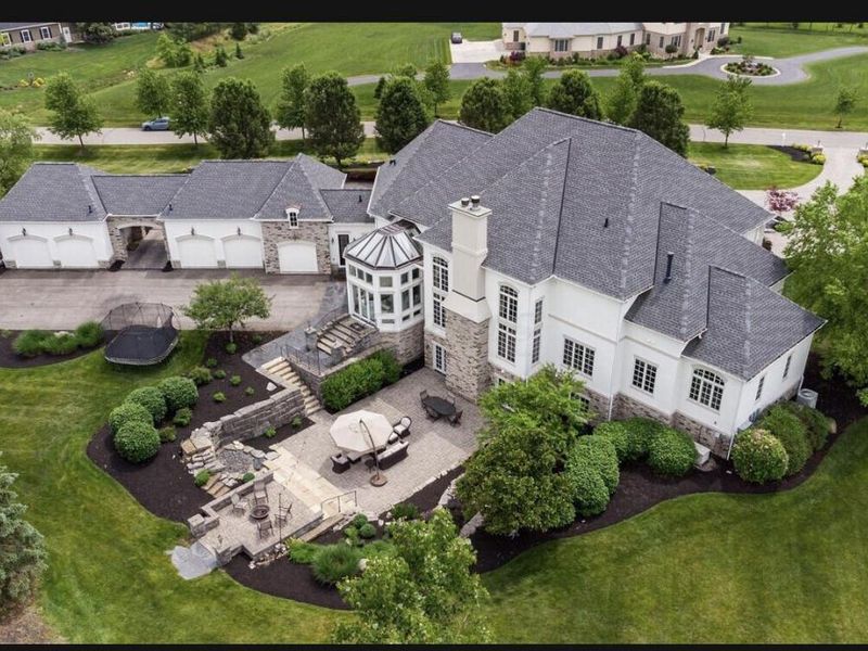 8184 Kesegs Way , Blacklick, OH 43004 Photo 4