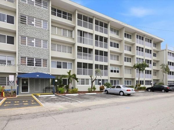 330 SE 2nd St , Unit 405F, Hallandale Beach, FL 33009