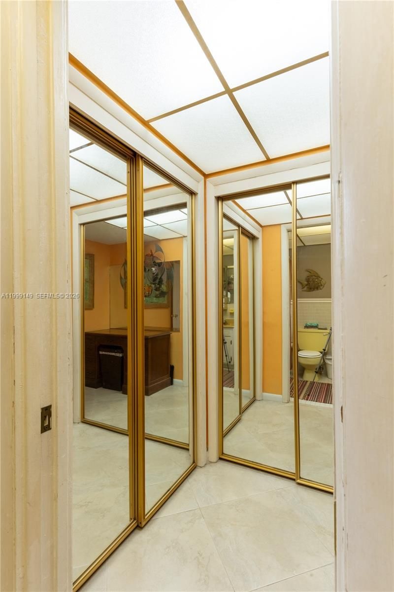 330 SE 2nd St, Unit 405F, Hallandale Beach, FL 33009 Photo