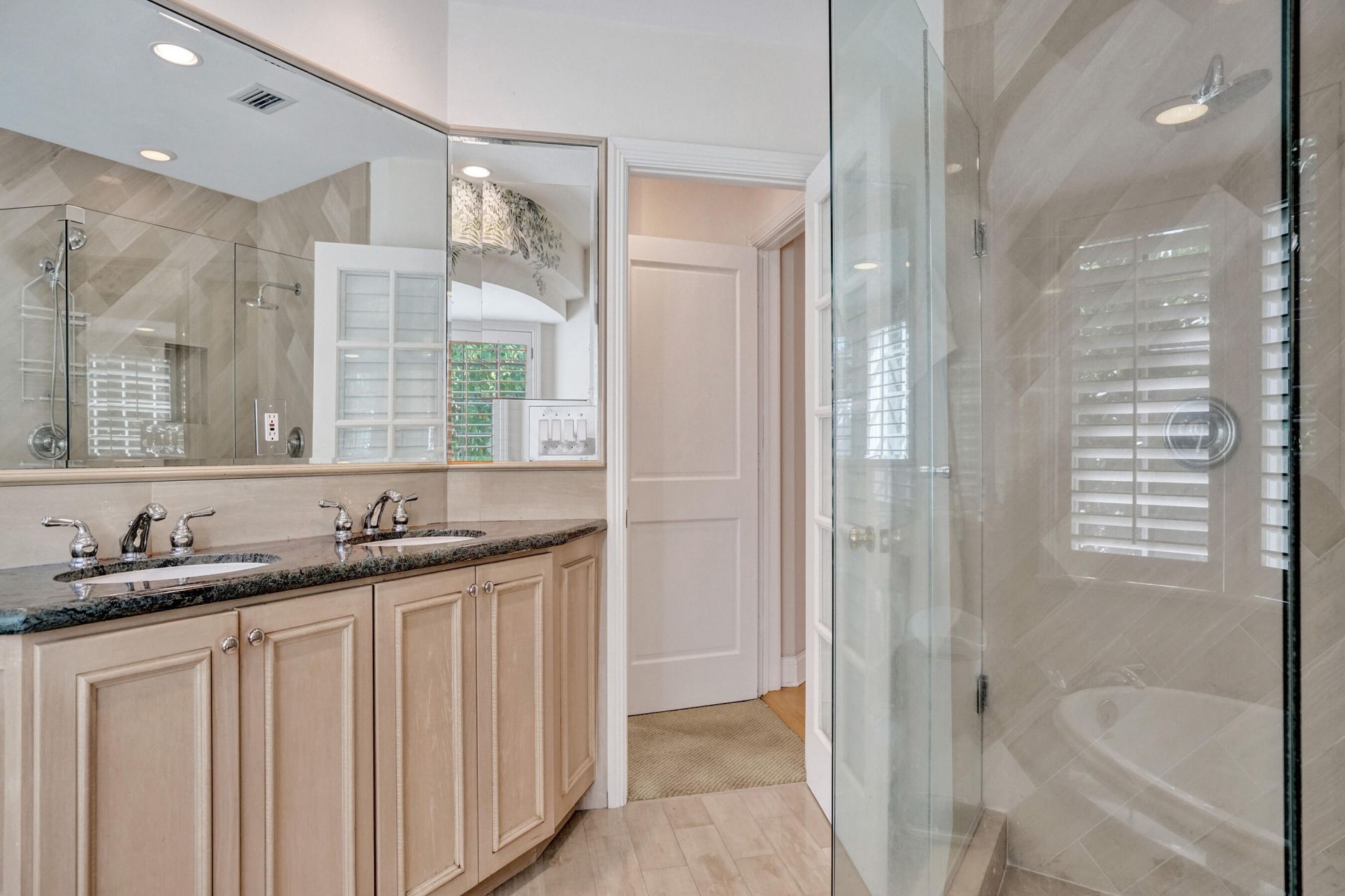 7 Saranac Road, Sea Ranch Lakes, FL 33308 Photo