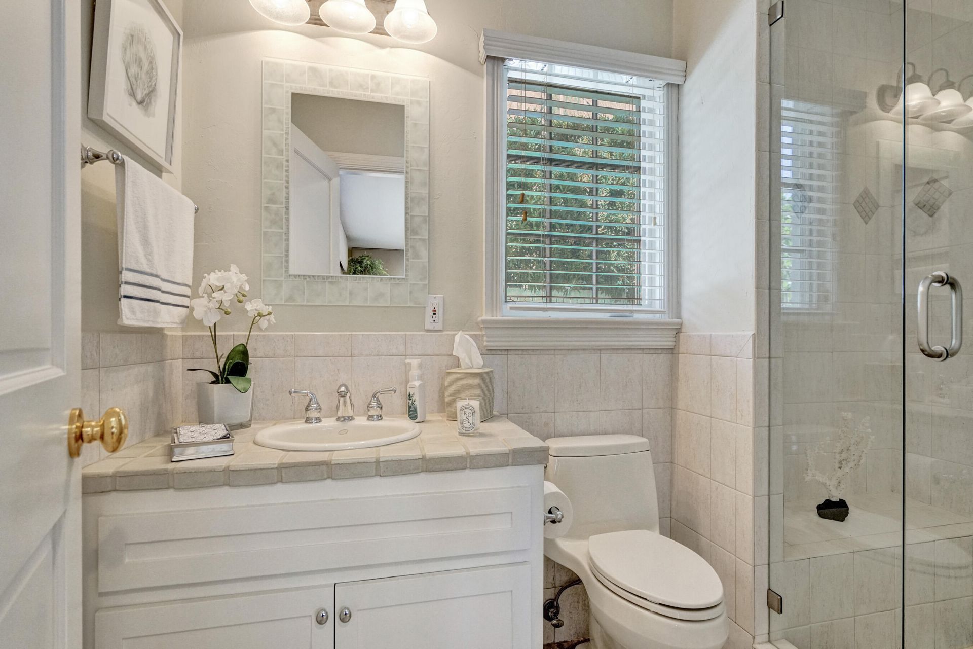 7 Saranac Road, Sea Ranch Lakes, FL 33308 Photo