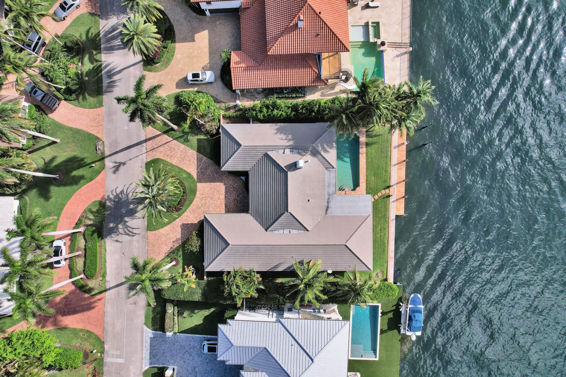 7 Saranac Road, Sea Ranch Lakes, FL 33308 Photo