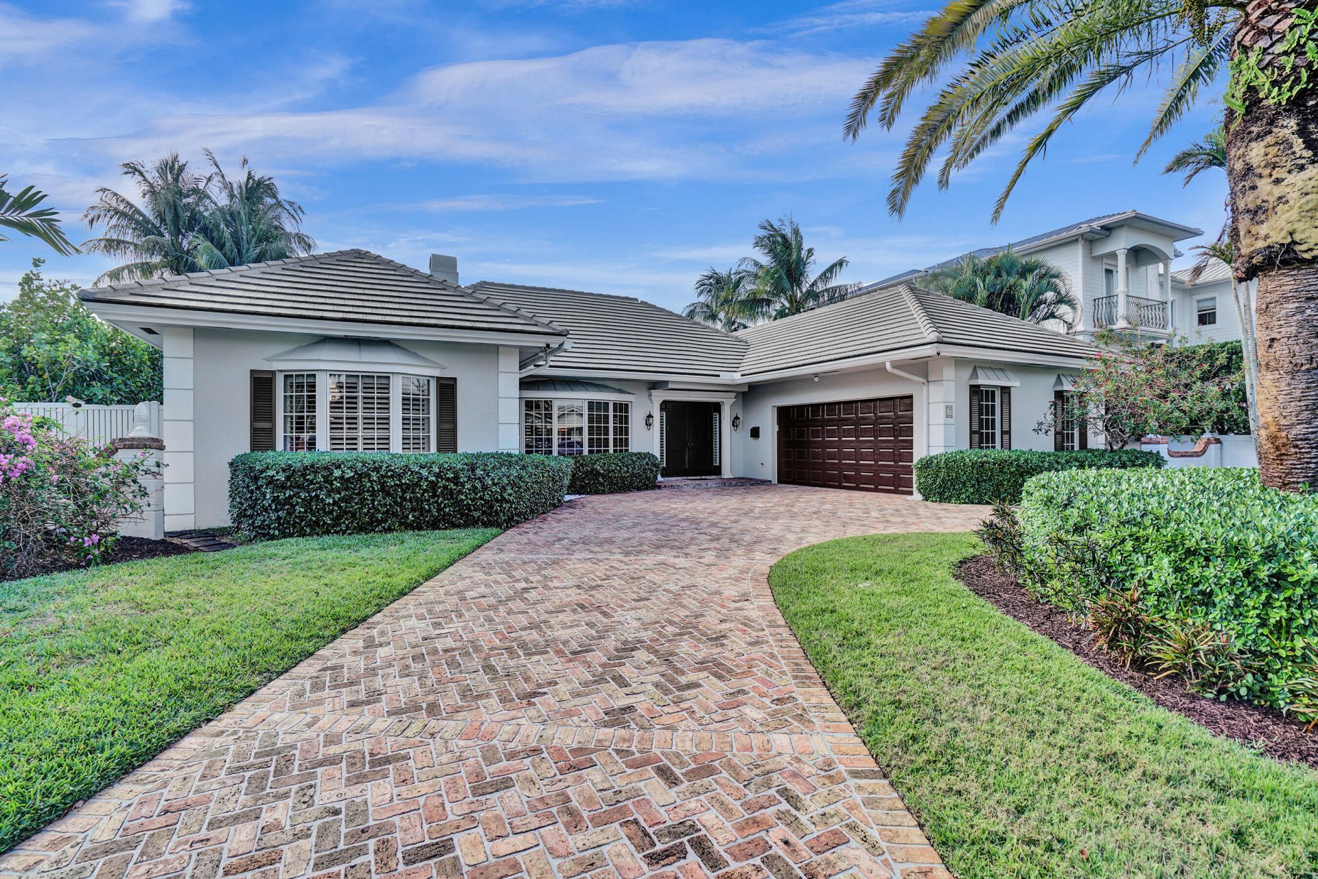 7 Saranac Road, Sea Ranch Lakes, FL 33308 Photo