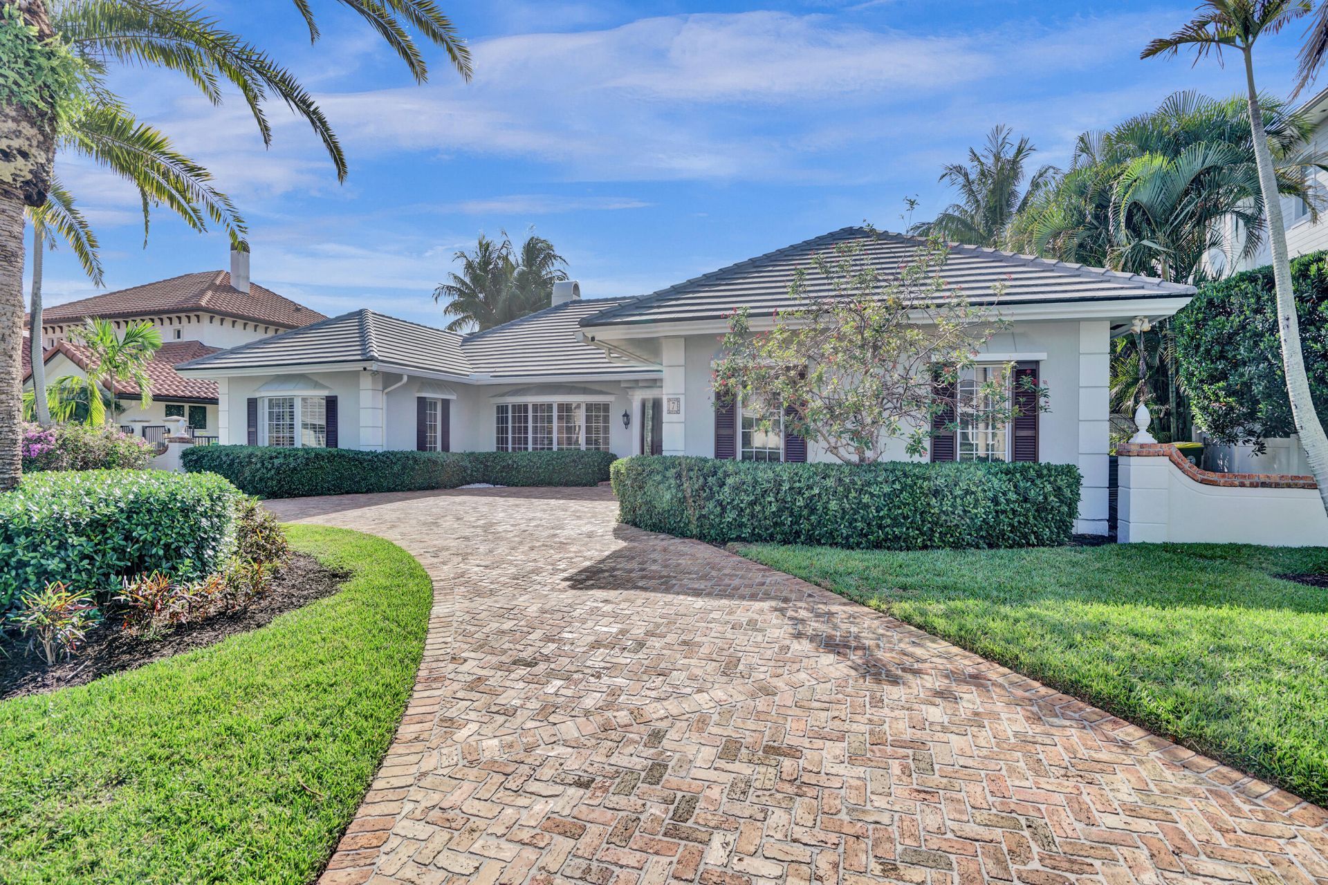 7 Saranac Road, Sea Ranch Lakes, FL 33308 Photo