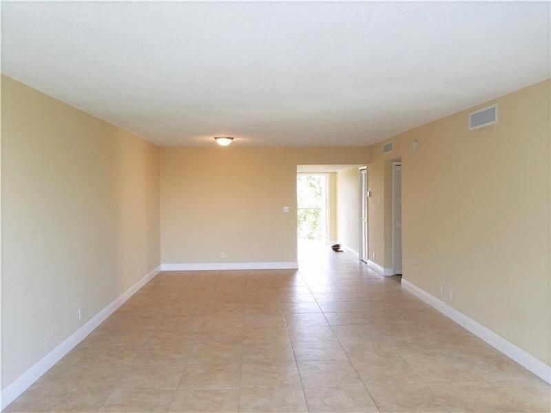 2940 N Course Drive, Unit 604, Pompano Beach, FL 33069 Photo