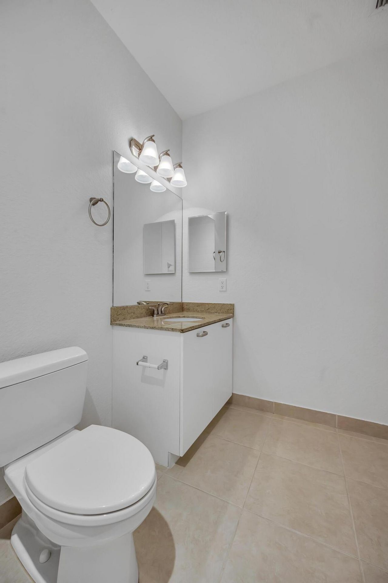 40 SE Sedona Circle, Unit 202, Stuart, FL 34994 Photo