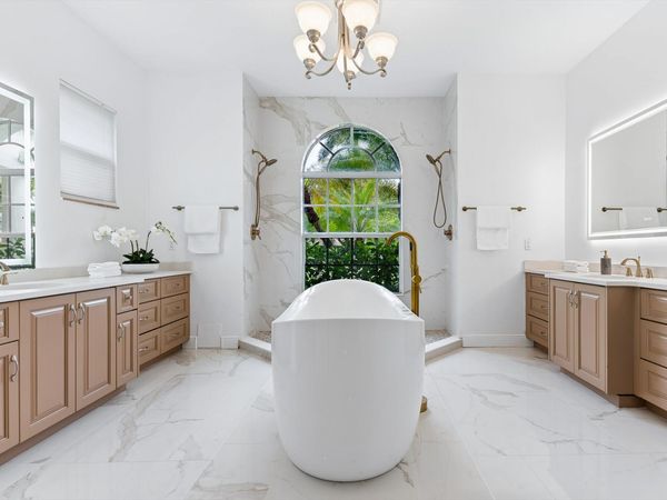 8717 Estate Drive, West Palm Beach, FL 33411