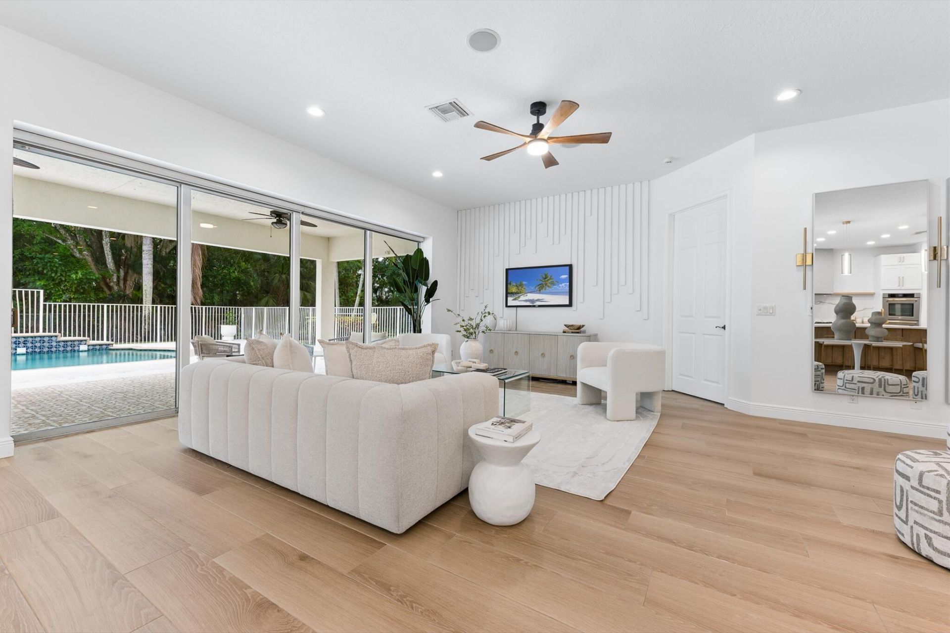 8717 Estate Drive, West Palm Beach, FL 33411 Photo