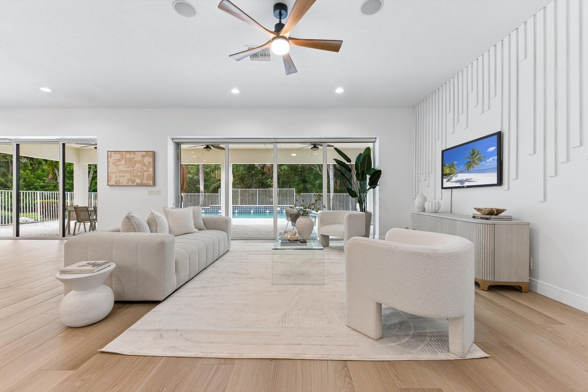 8717 Estate Drive, West Palm Beach, FL 33411 Photo