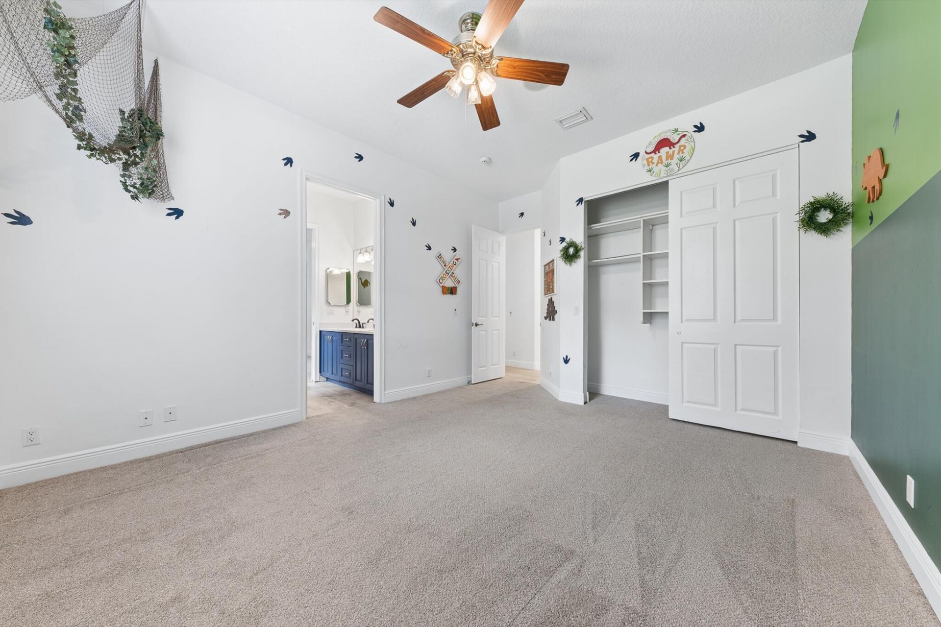 8717 Estate Drive, West Palm Beach, FL 33411 Photo