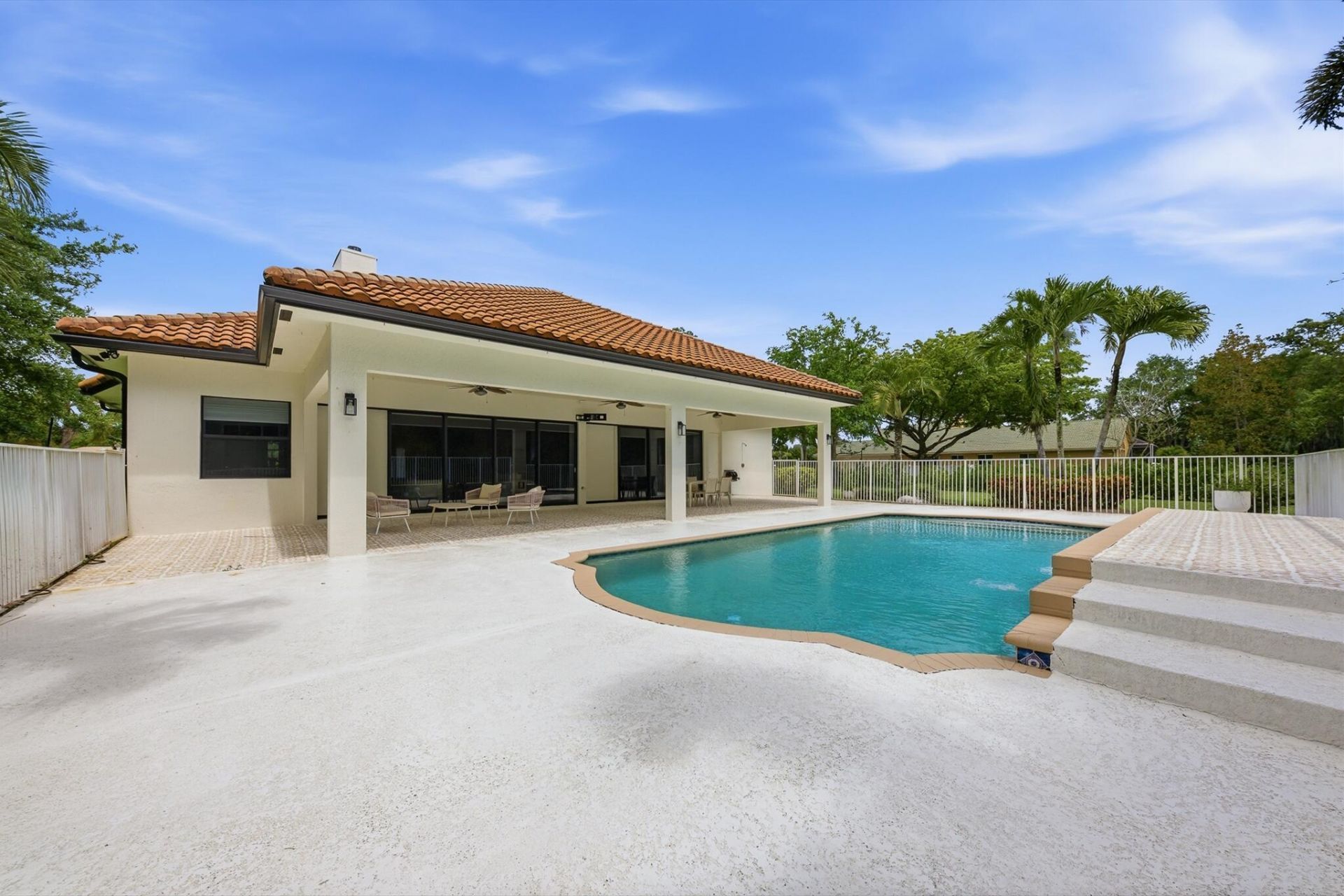 8717 Estate Drive, West Palm Beach, FL 33411 Photo