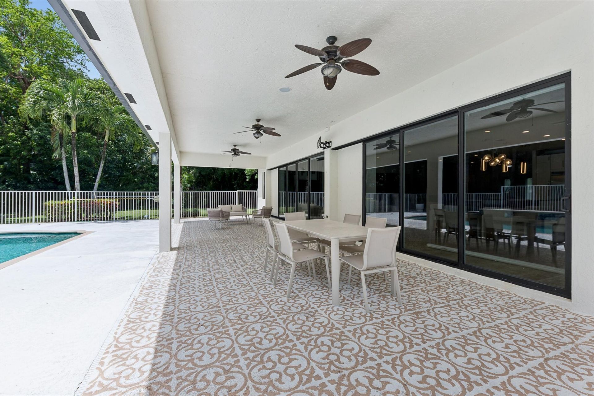 8717 Estate Drive, West Palm Beach, FL 33411 Photo