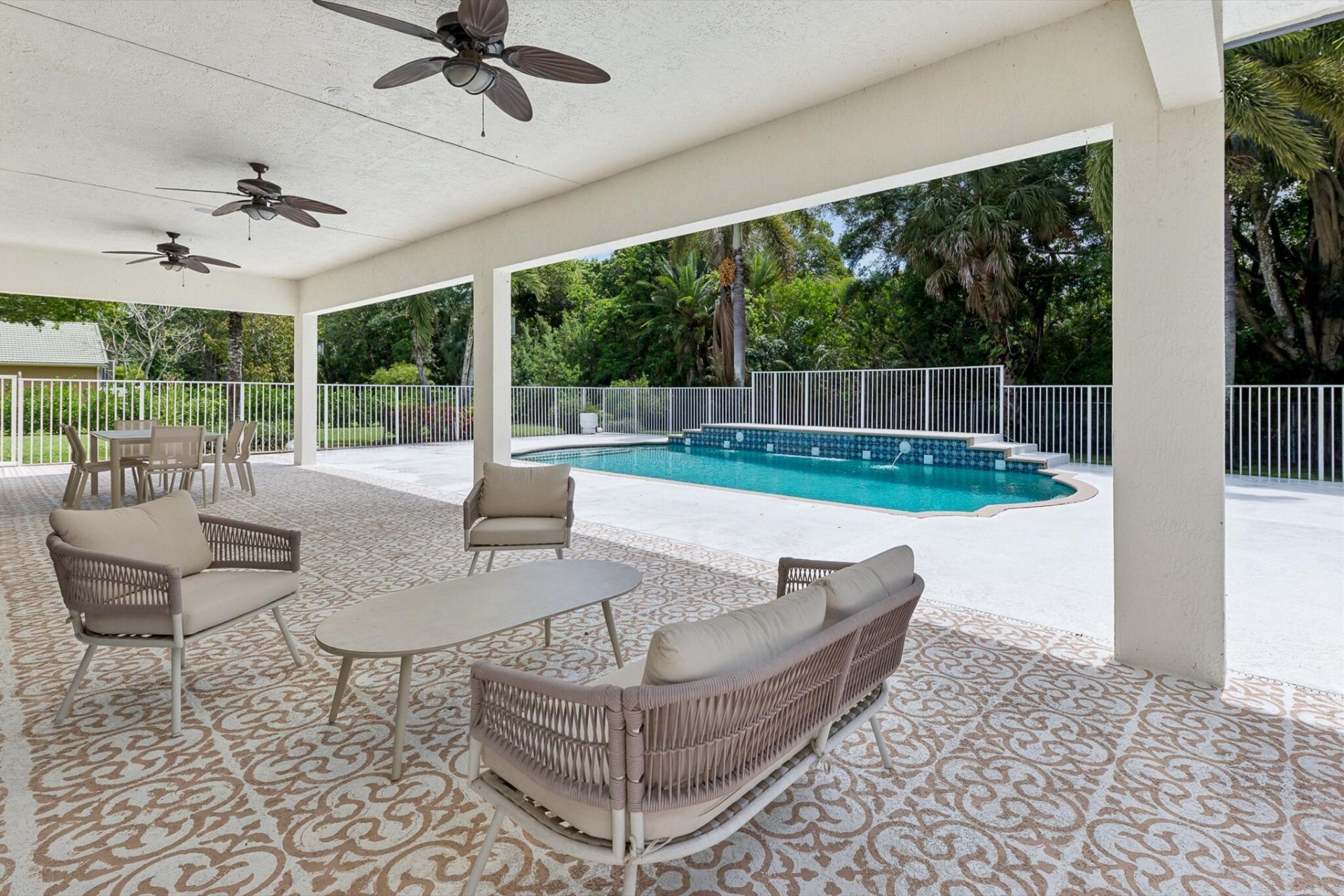 8717 Estate Drive, West Palm Beach, FL 33411 Photo