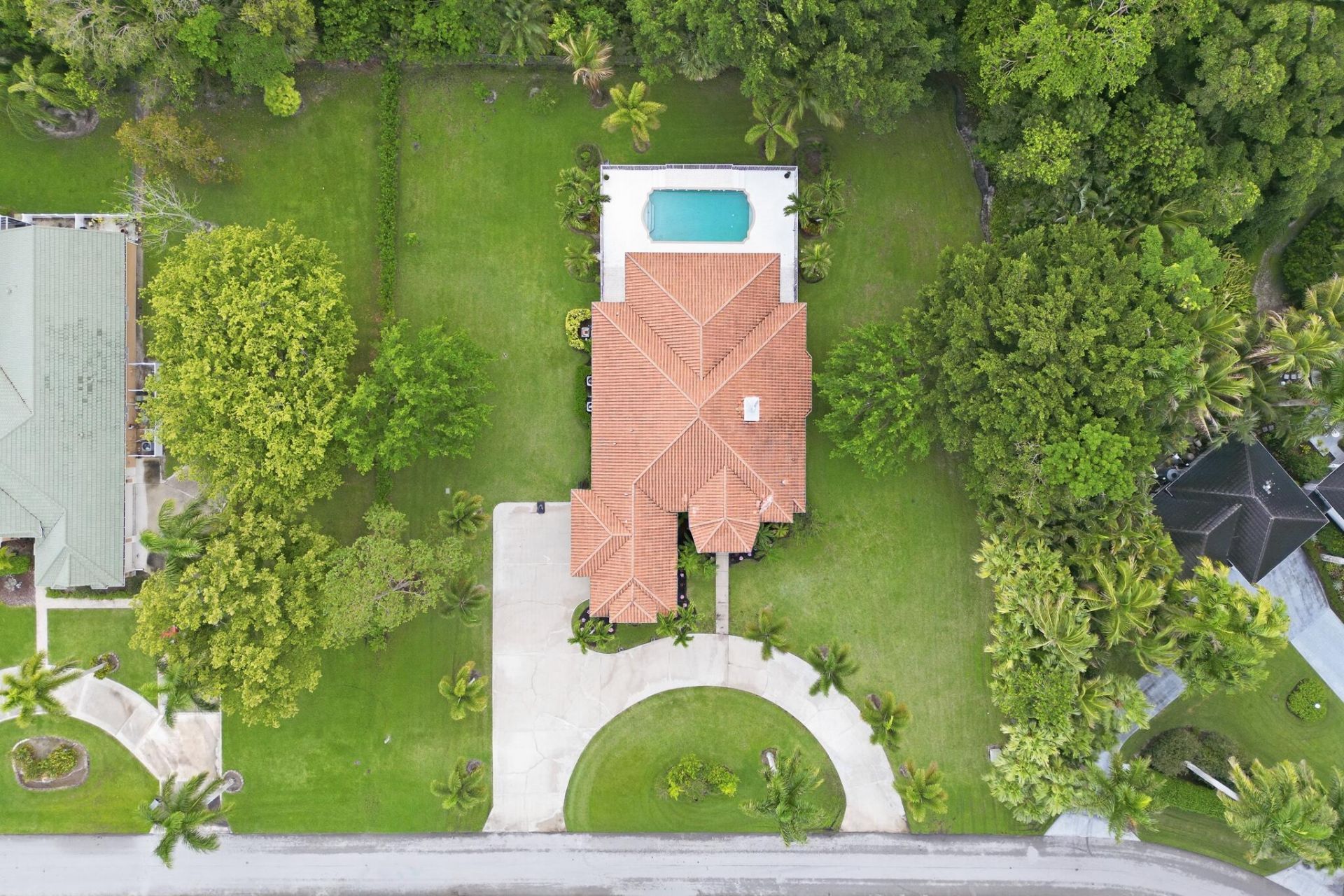 8717 Estate Drive, West Palm Beach, FL 33411 Photo