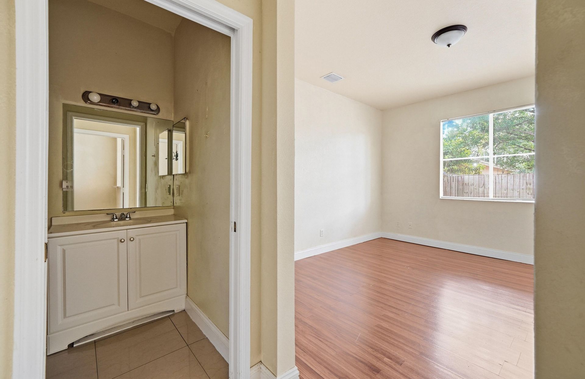 1584 SW 2nd Street, Homestead, FL 33030 Photo