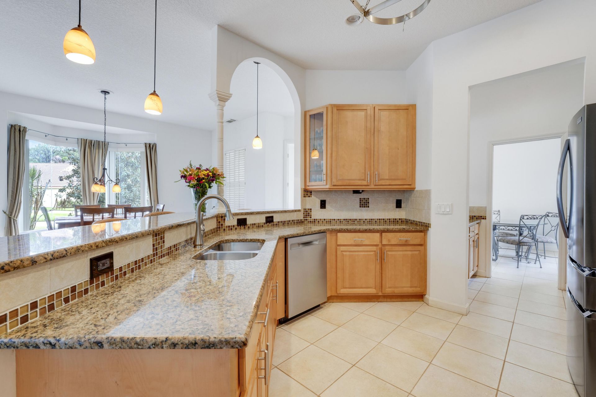 573 SW Saint Kitts Cove, Port Saint Lucie, FL 34986 Photo