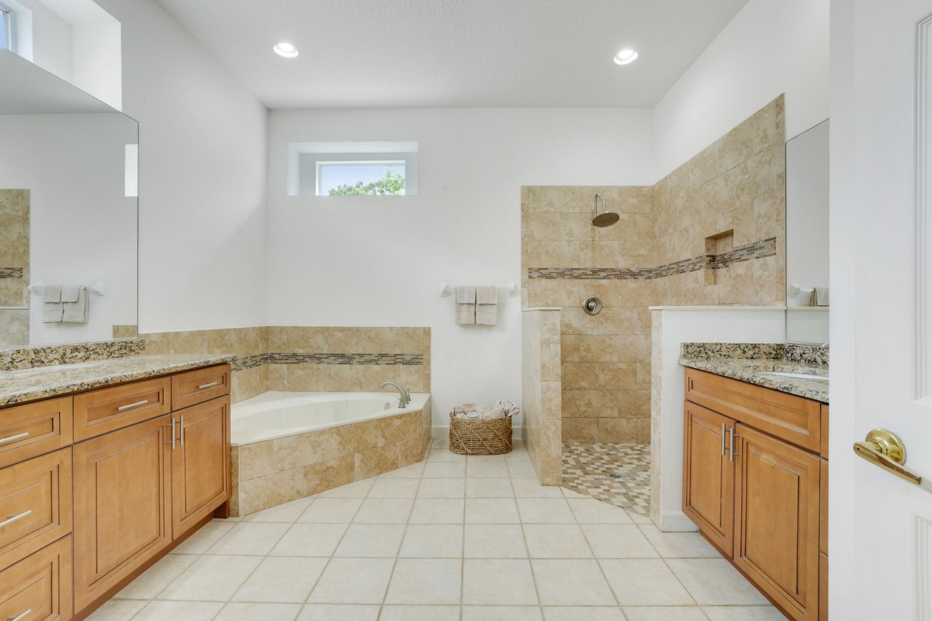 573 SW Saint Kitts Cove, Port Saint Lucie, FL 34986 Photo