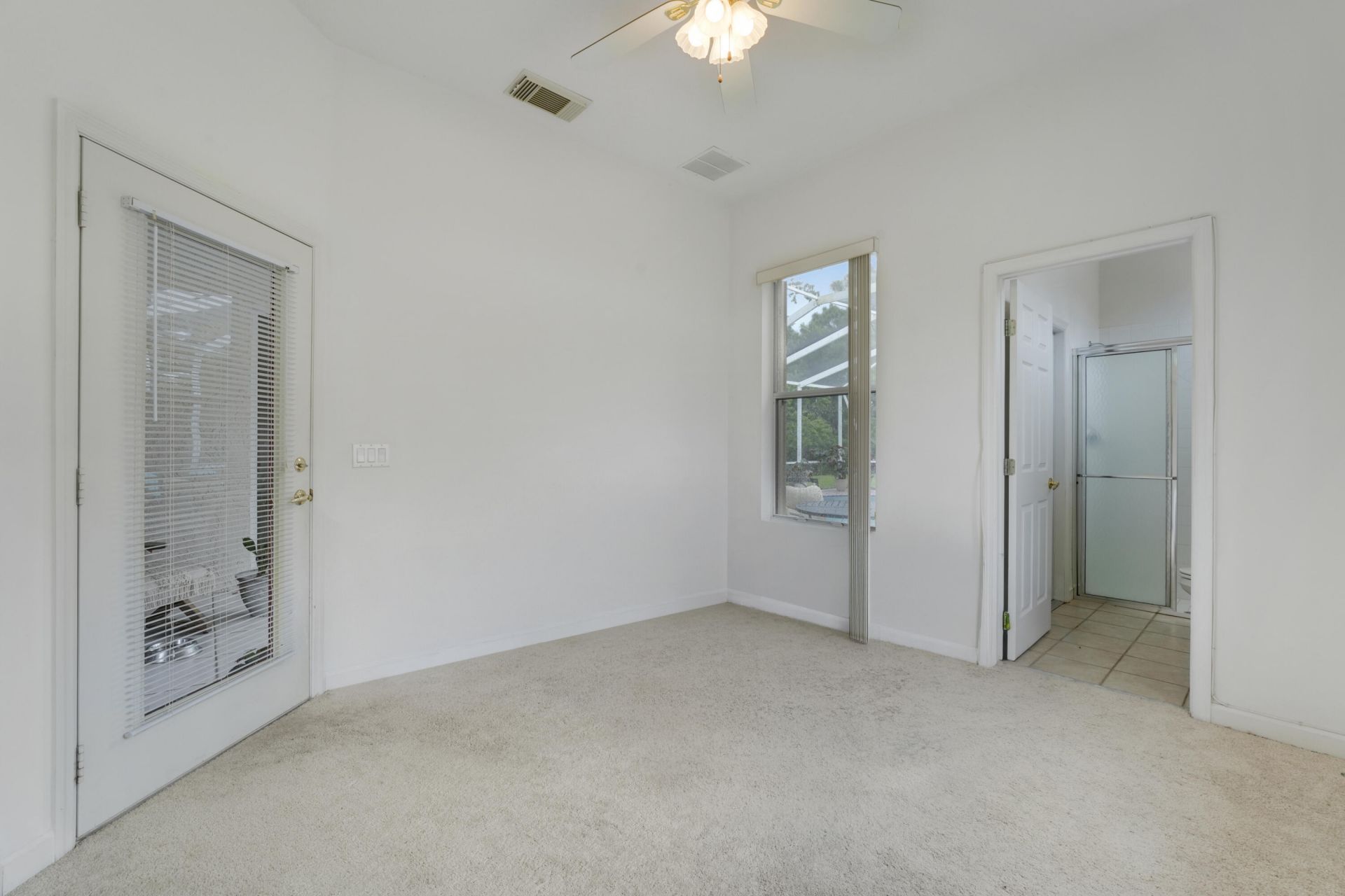 573 SW Saint Kitts Cove, Port Saint Lucie, FL 34986 Photo