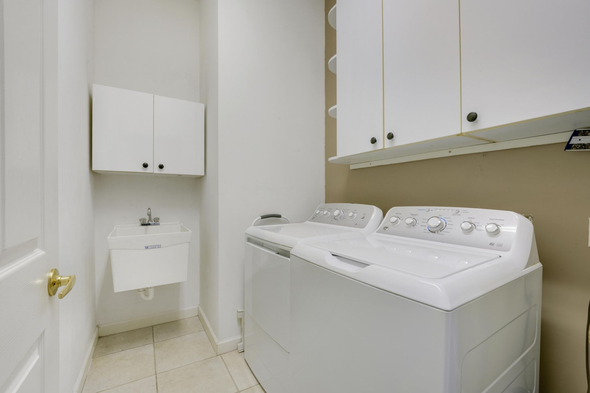 573 SW Saint Kitts Cove, Port Saint Lucie, FL 34986 Photo