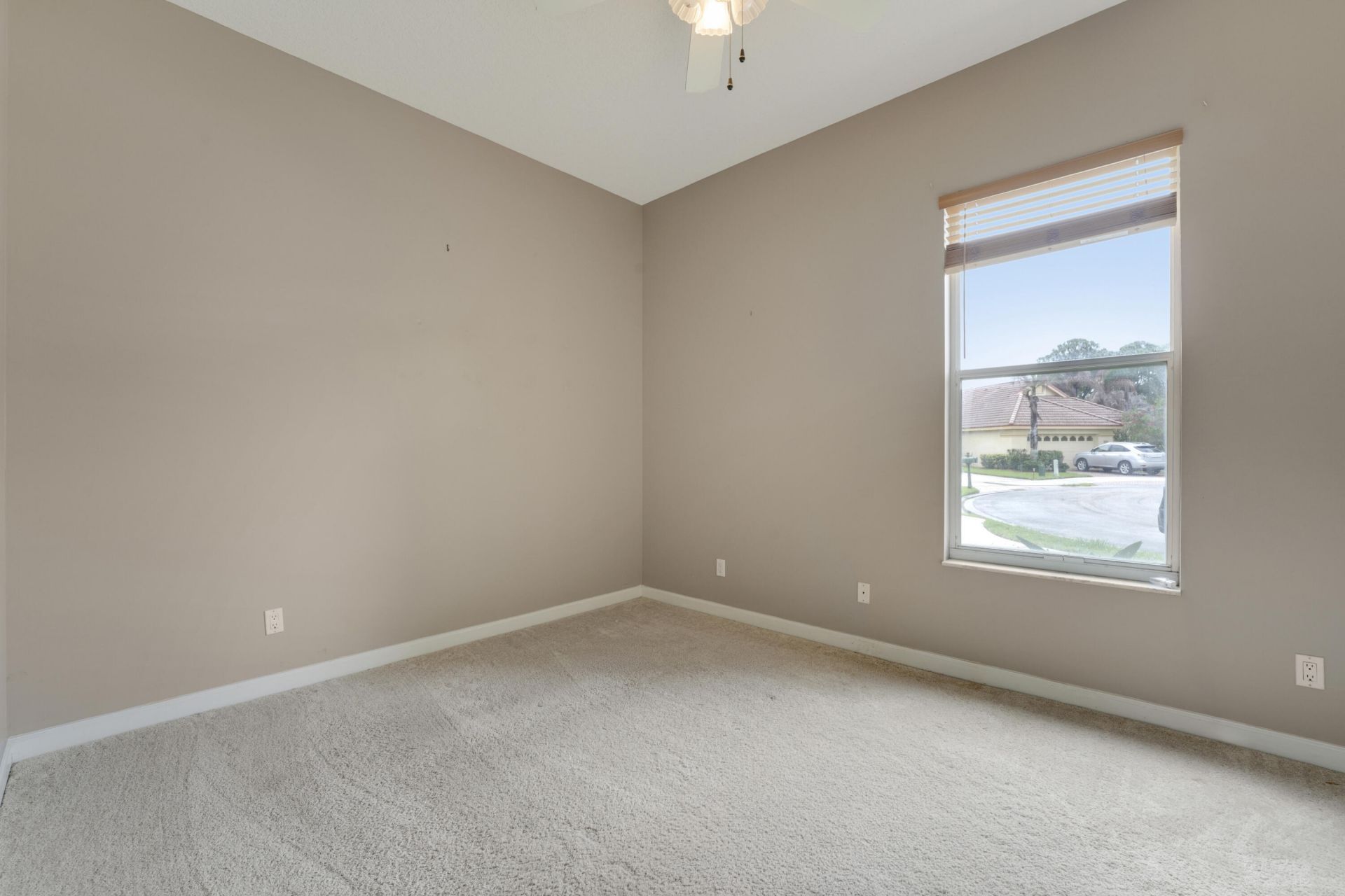 573 SW Saint Kitts Cove, Port Saint Lucie, FL 34986 Photo