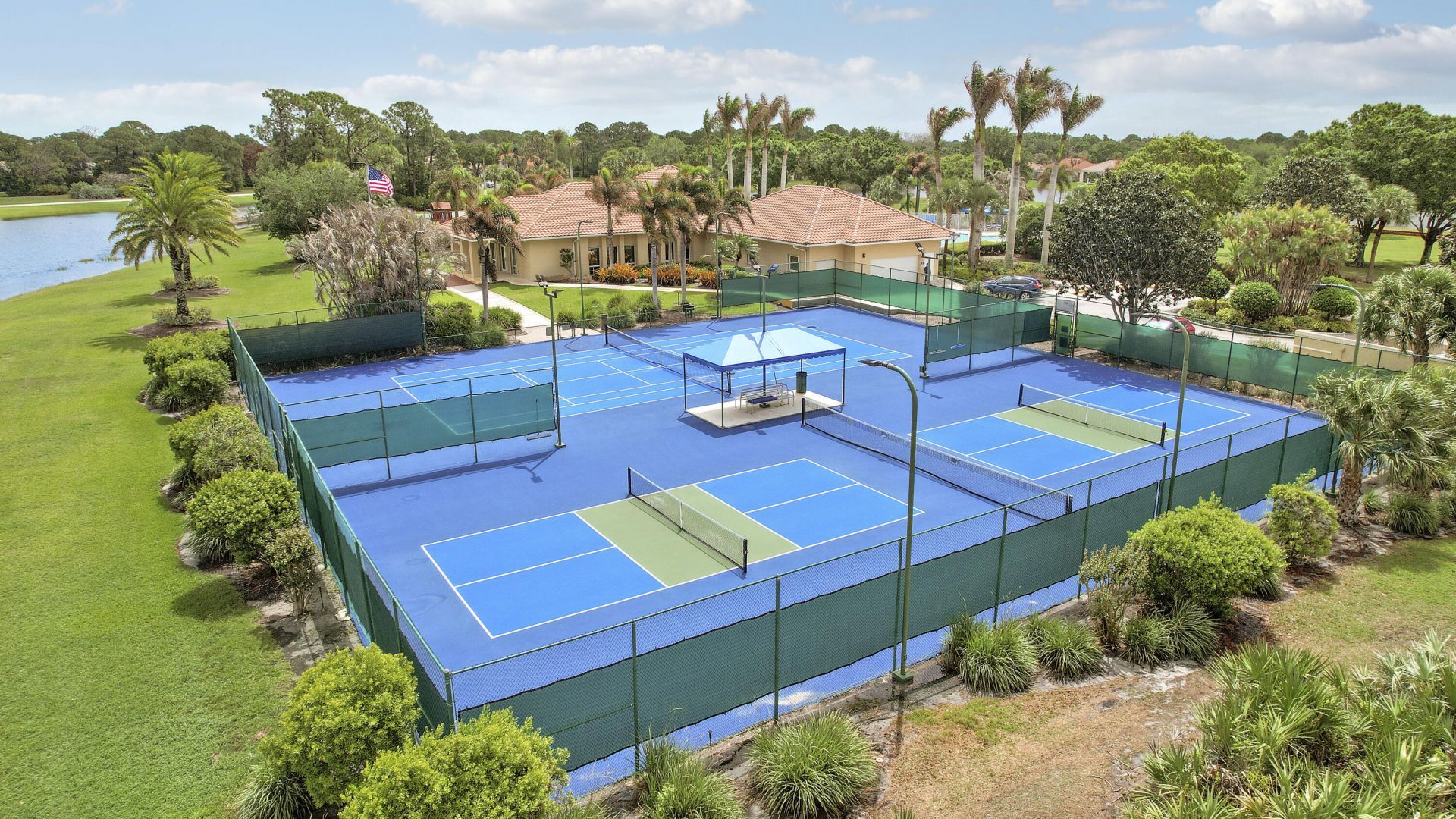 573 SW Saint Kitts Cove, Port Saint Lucie, FL 34986 Photo