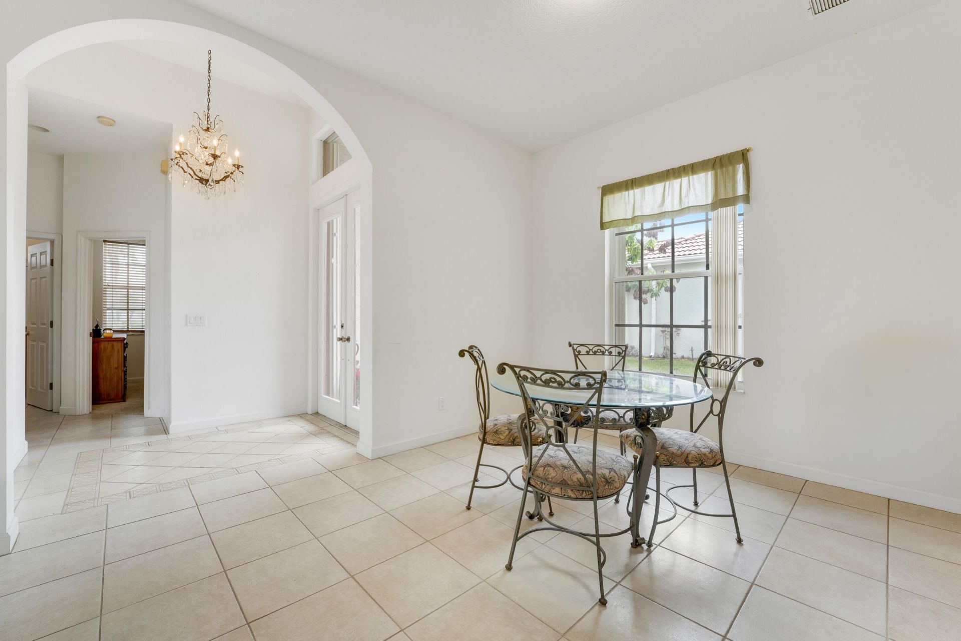 573 SW Saint Kitts Cove, Port Saint Lucie, FL 34986 Photo