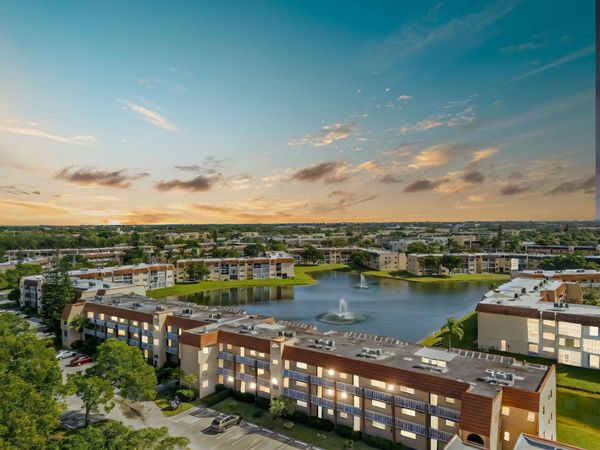 8950 Sunrise Lakes Boulevard, Unit 210, Sunrise, FL 33322