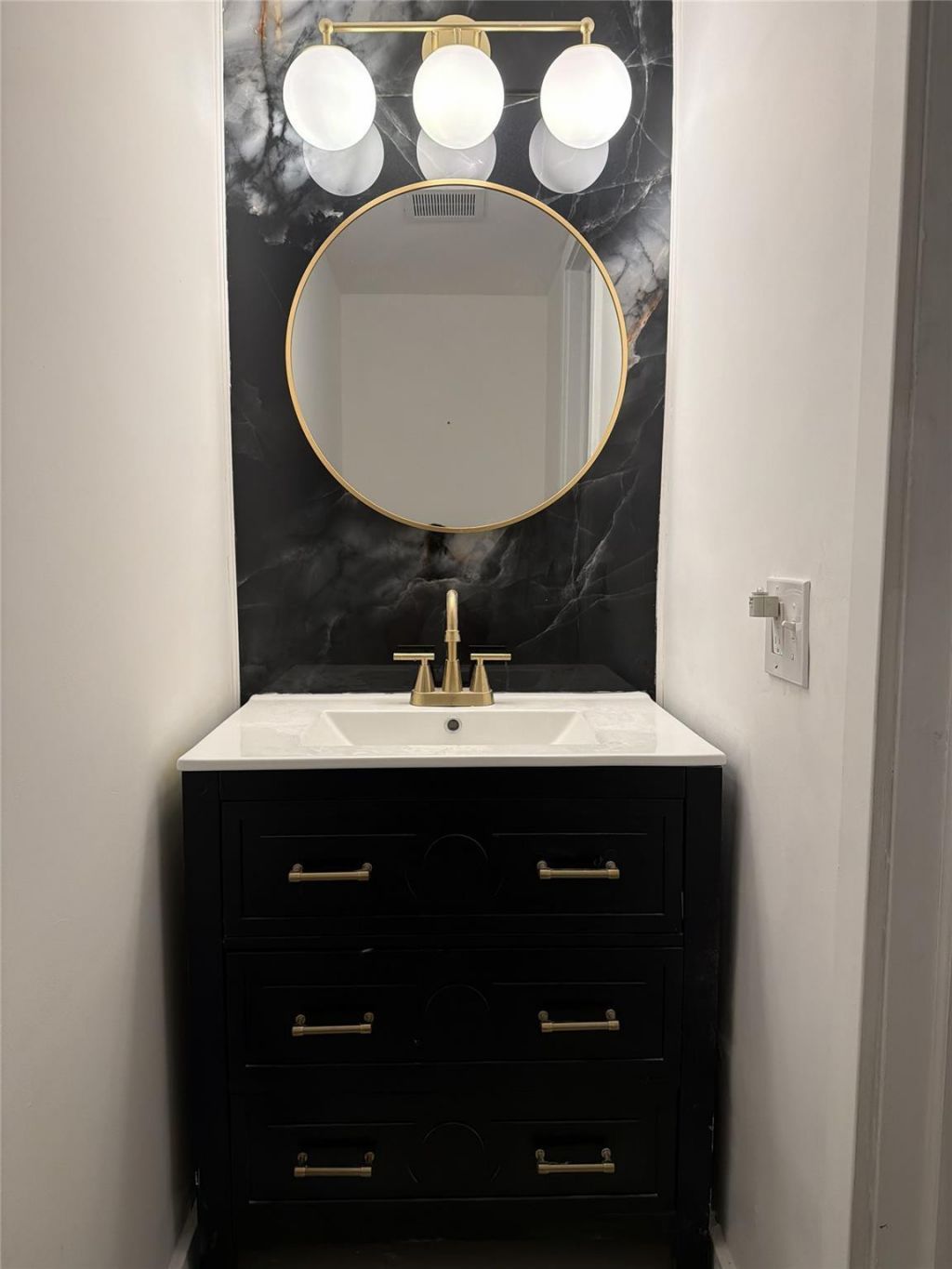 620 Tennis Club Drive, Unit 111, Fort Lauderdale, FL 33311 Photo