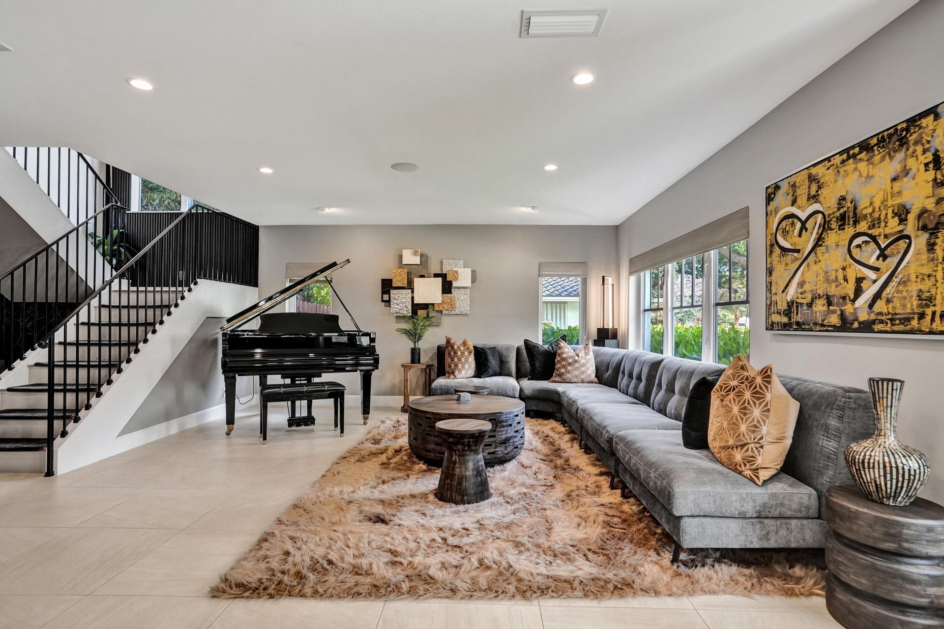 738 Middle River Drive, Fort Lauderdale, FL 33304 Photo