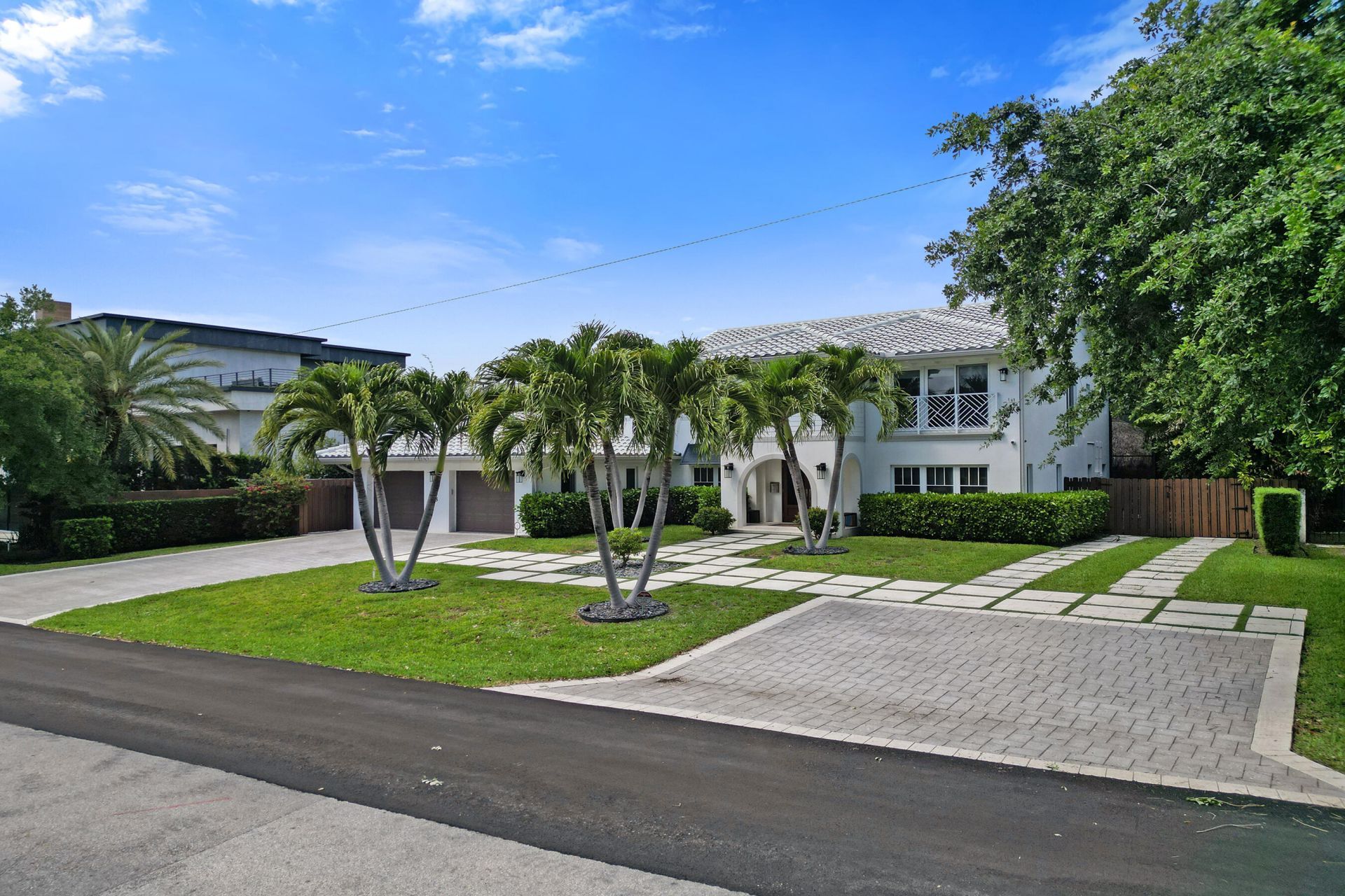 738 Middle River Drive, Fort Lauderdale, FL 33304 Photo