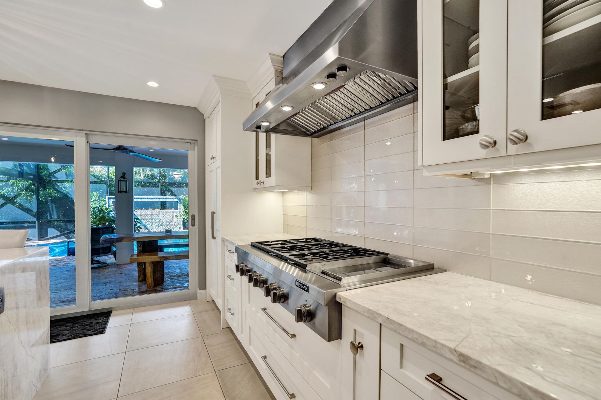 738 Middle River Drive, Fort Lauderdale, FL 33304 Photo