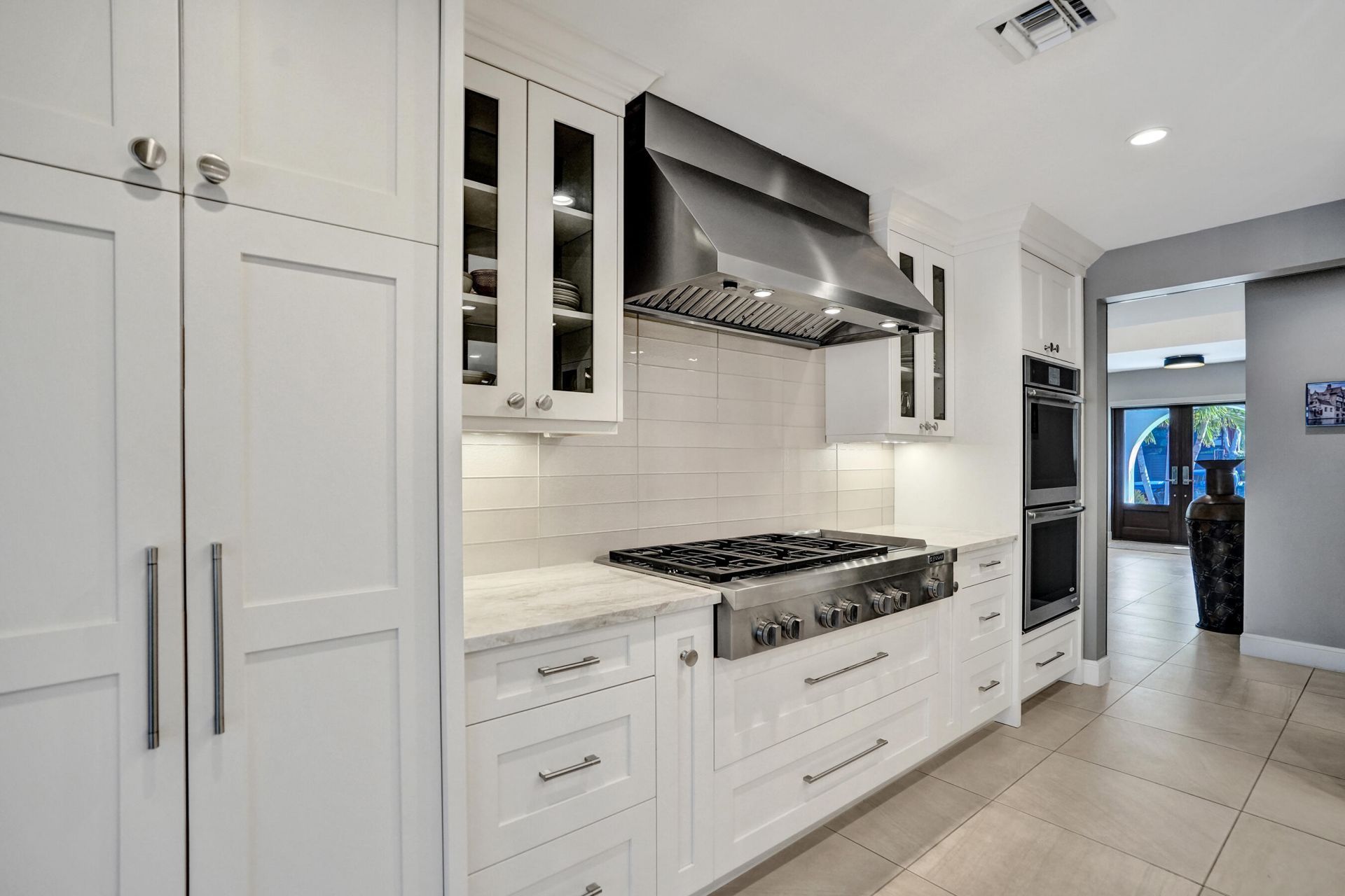 738 Middle River Drive, Fort Lauderdale, FL 33304 Photo