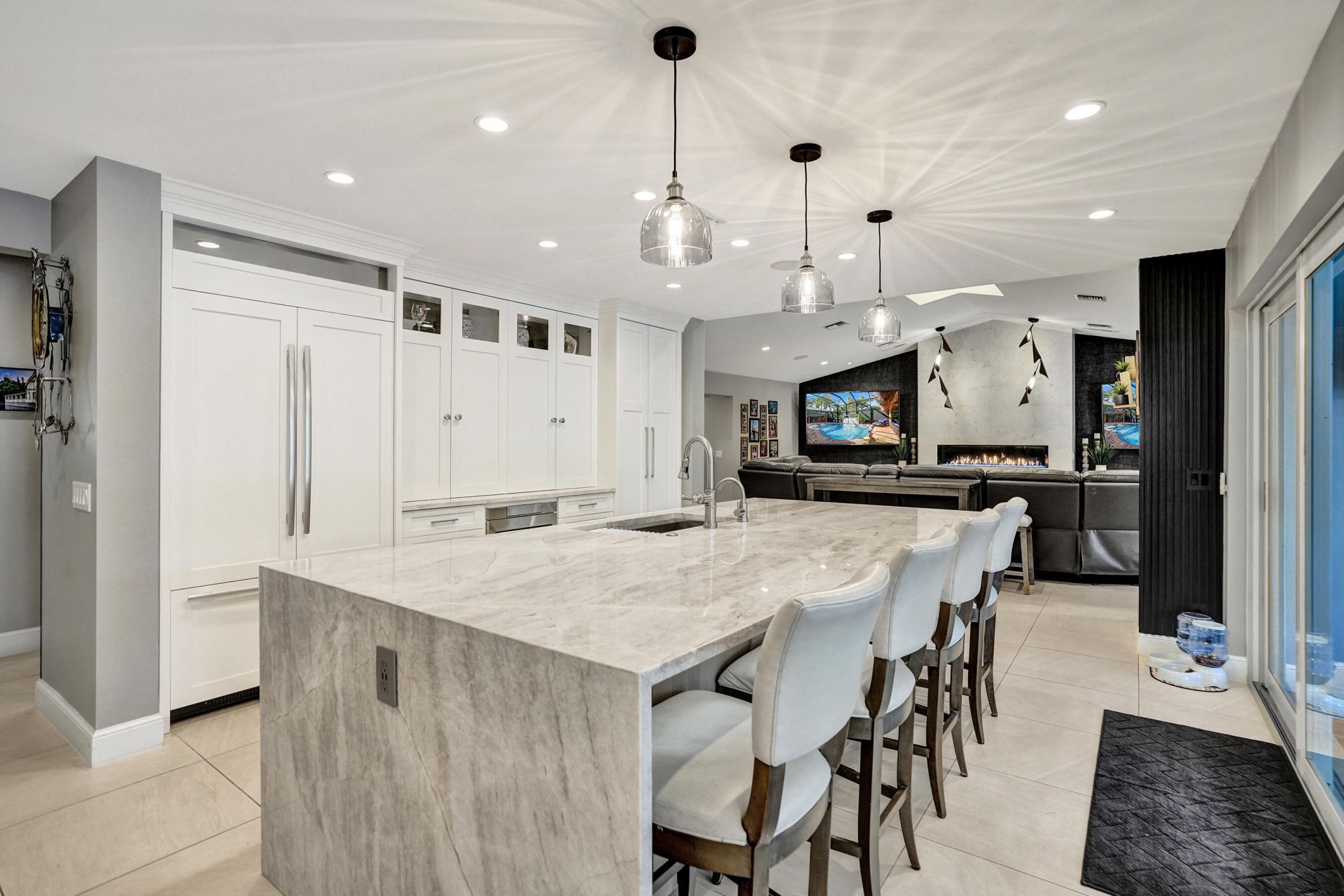 738 Middle River Drive, Fort Lauderdale, FL 33304 Photo