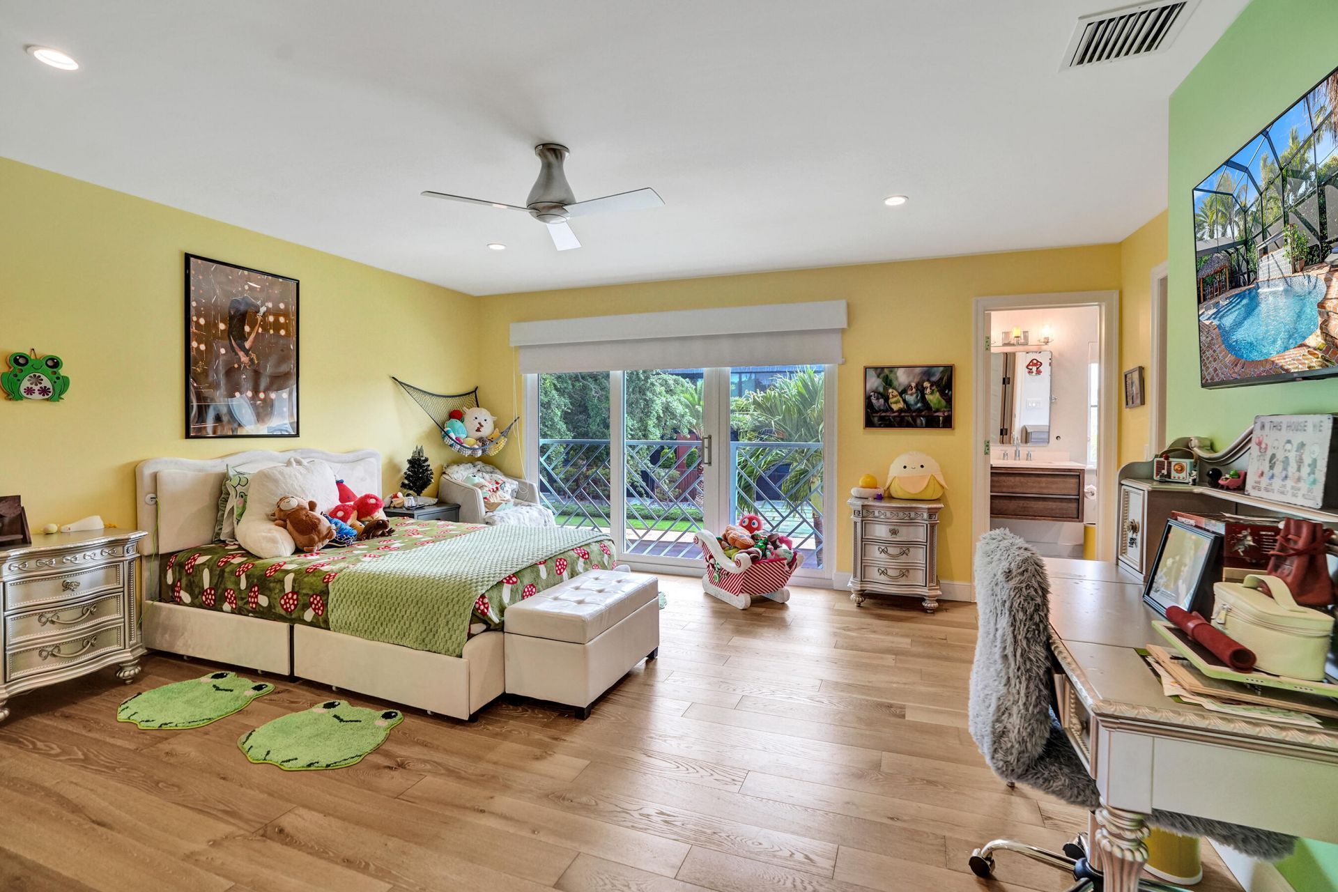 738 Middle River Drive, Fort Lauderdale, FL 33304 Photo