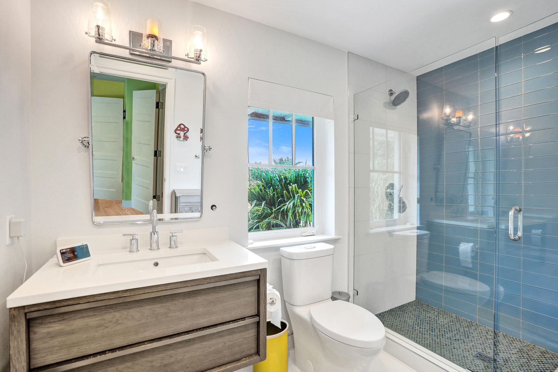 738 Middle River Drive, Fort Lauderdale, FL 33304 Photo