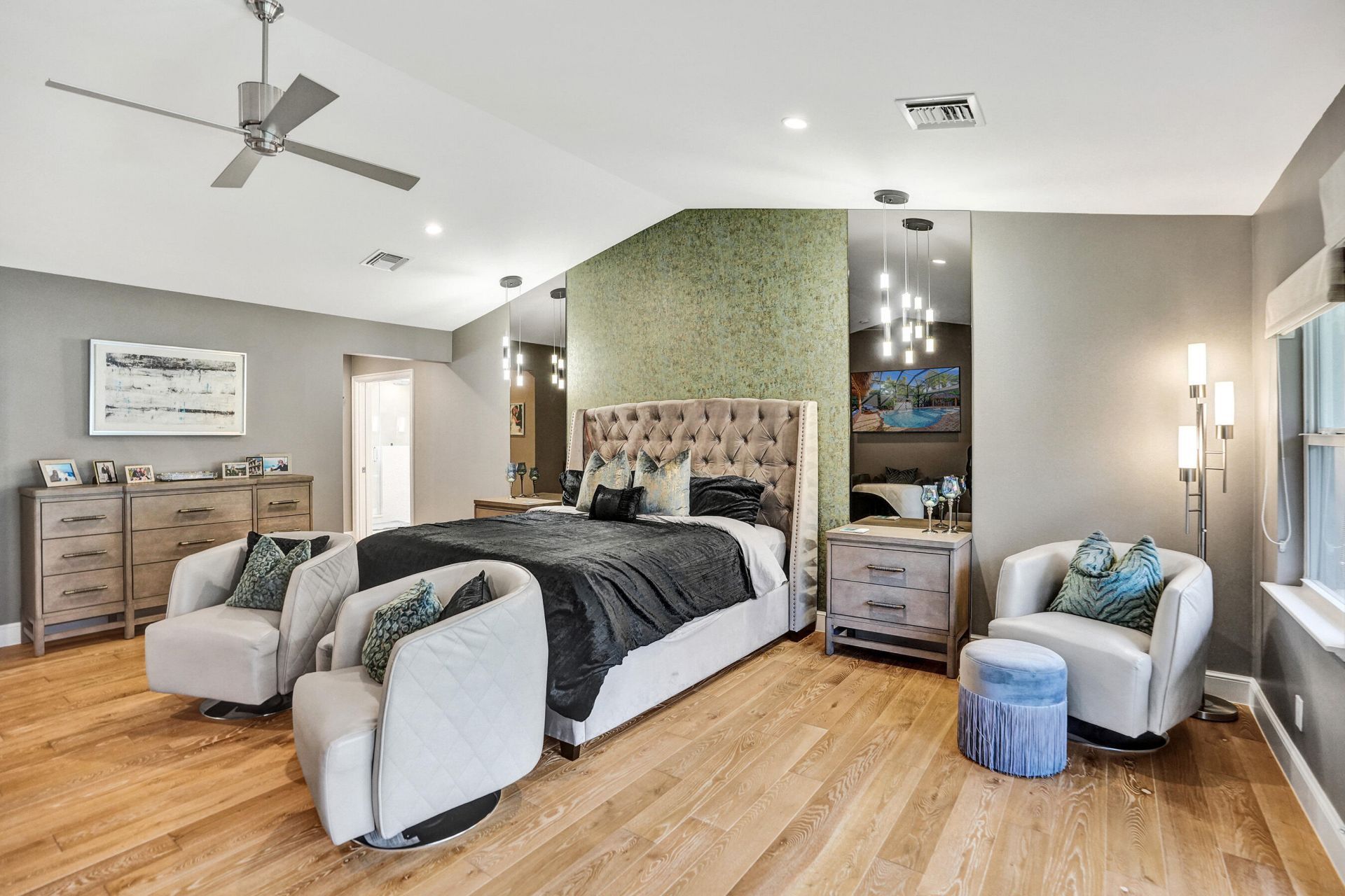 738 Middle River Drive, Fort Lauderdale, FL 33304 Photo