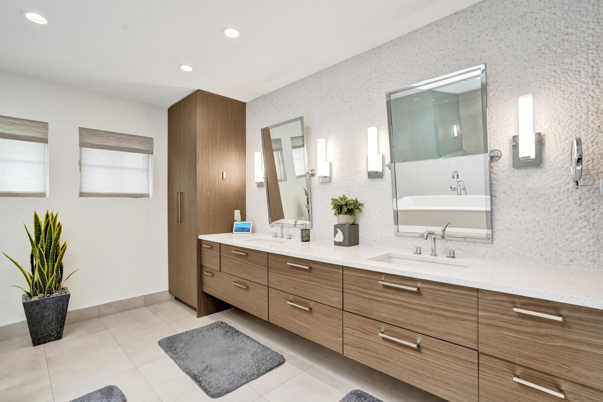 738 Middle River Drive, Fort Lauderdale, FL 33304 Photo