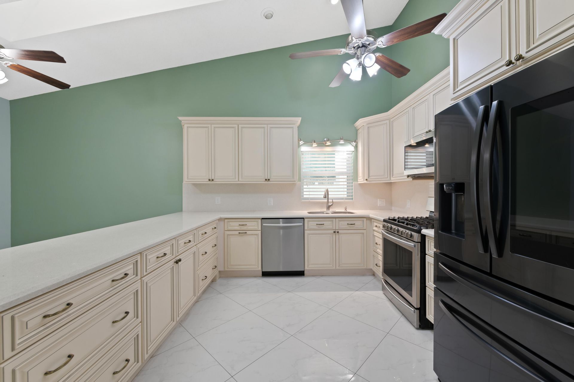 281 N Country Club Boulevard, Boca Raton, FL 33487 Photo