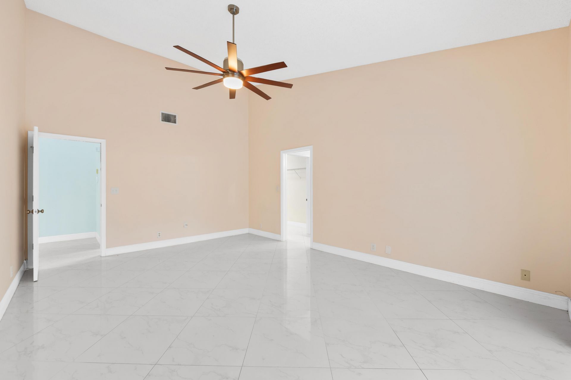 281 N Country Club Boulevard, Boca Raton, FL 33487 Photo