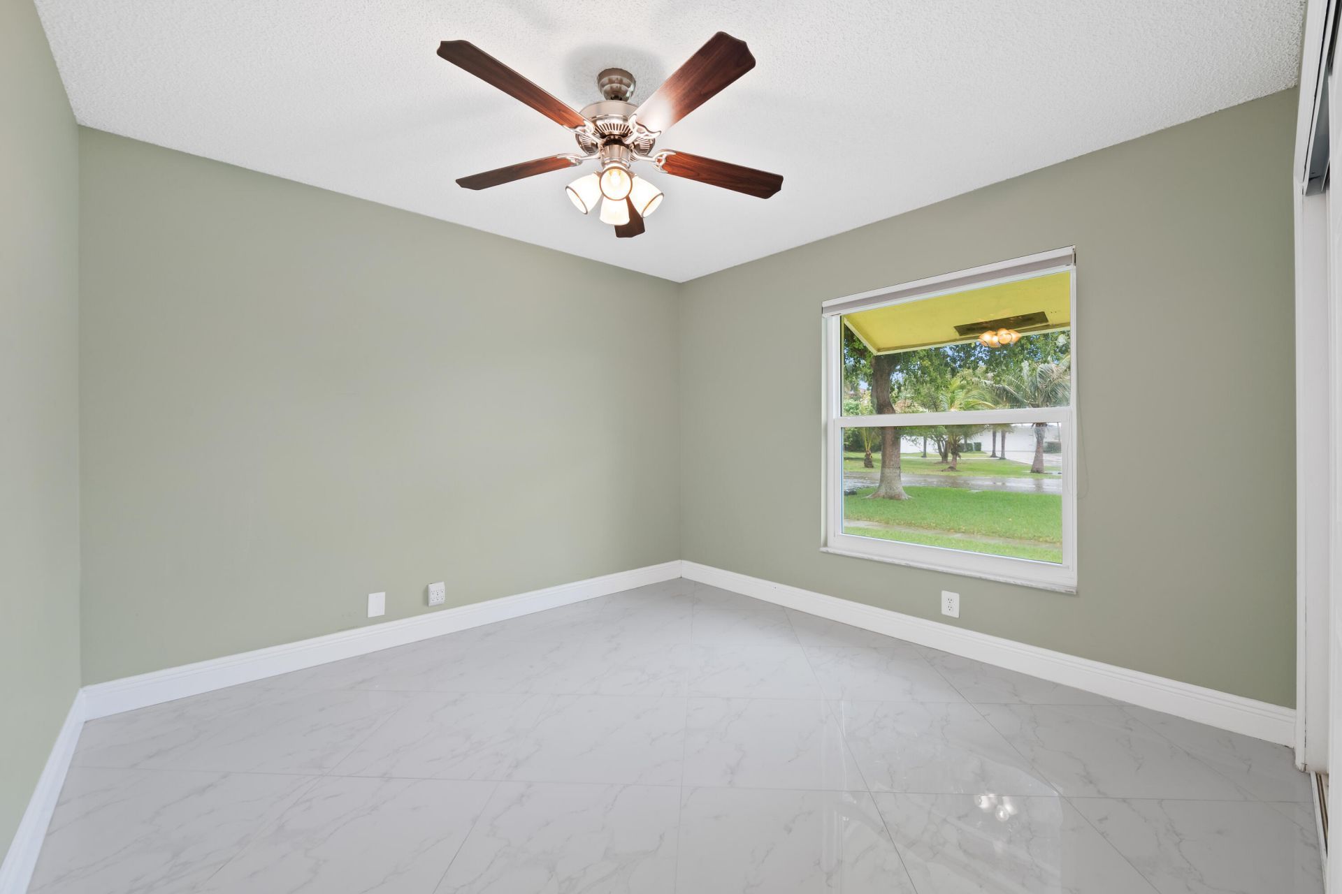 281 N Country Club Boulevard, Boca Raton, FL 33487 Photo