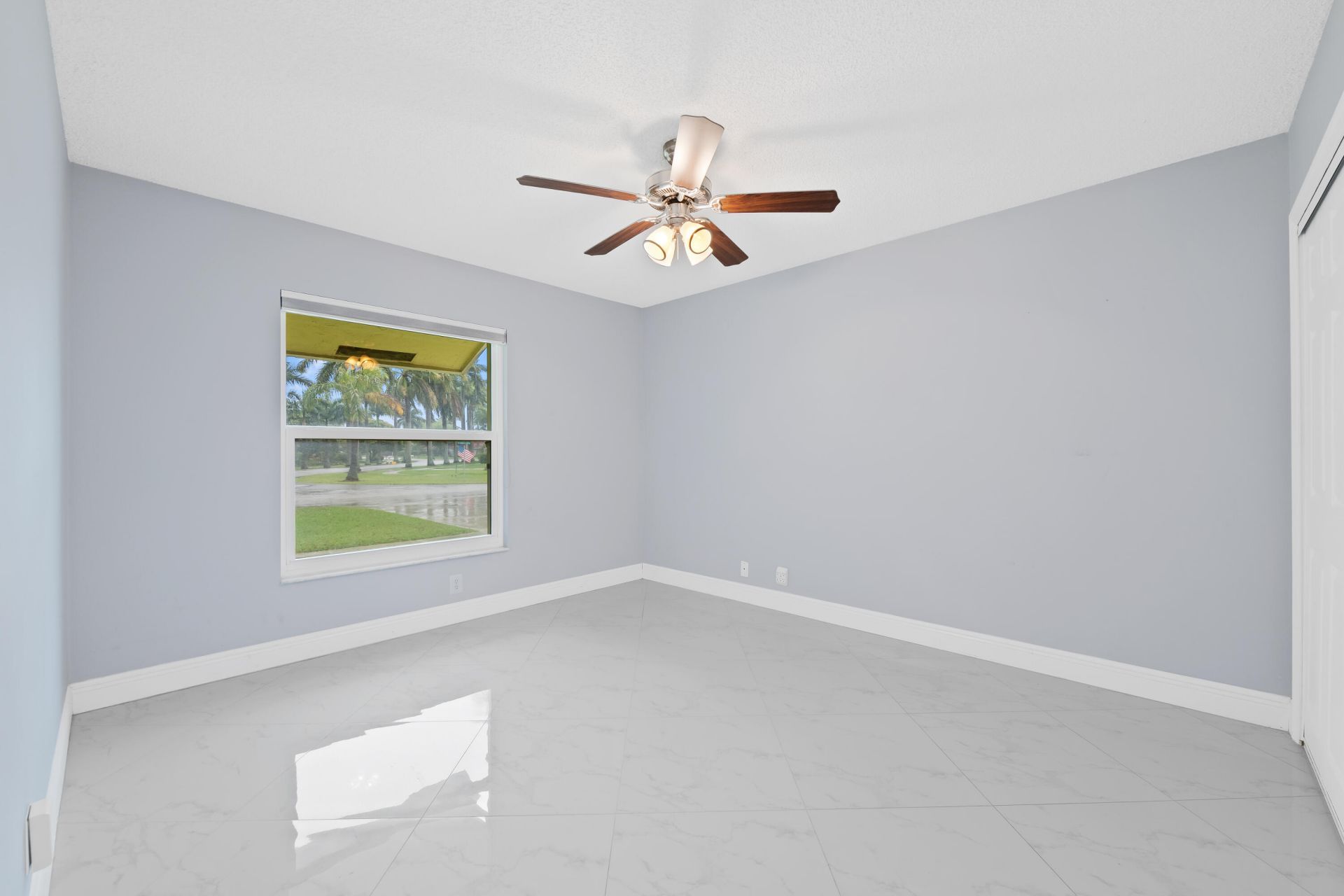 281 N Country Club Boulevard, Boca Raton, FL 33487 Photo