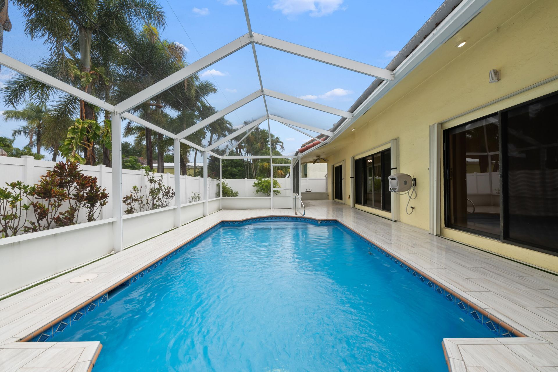 281 N Country Club Boulevard, Boca Raton, FL 33487 Photo