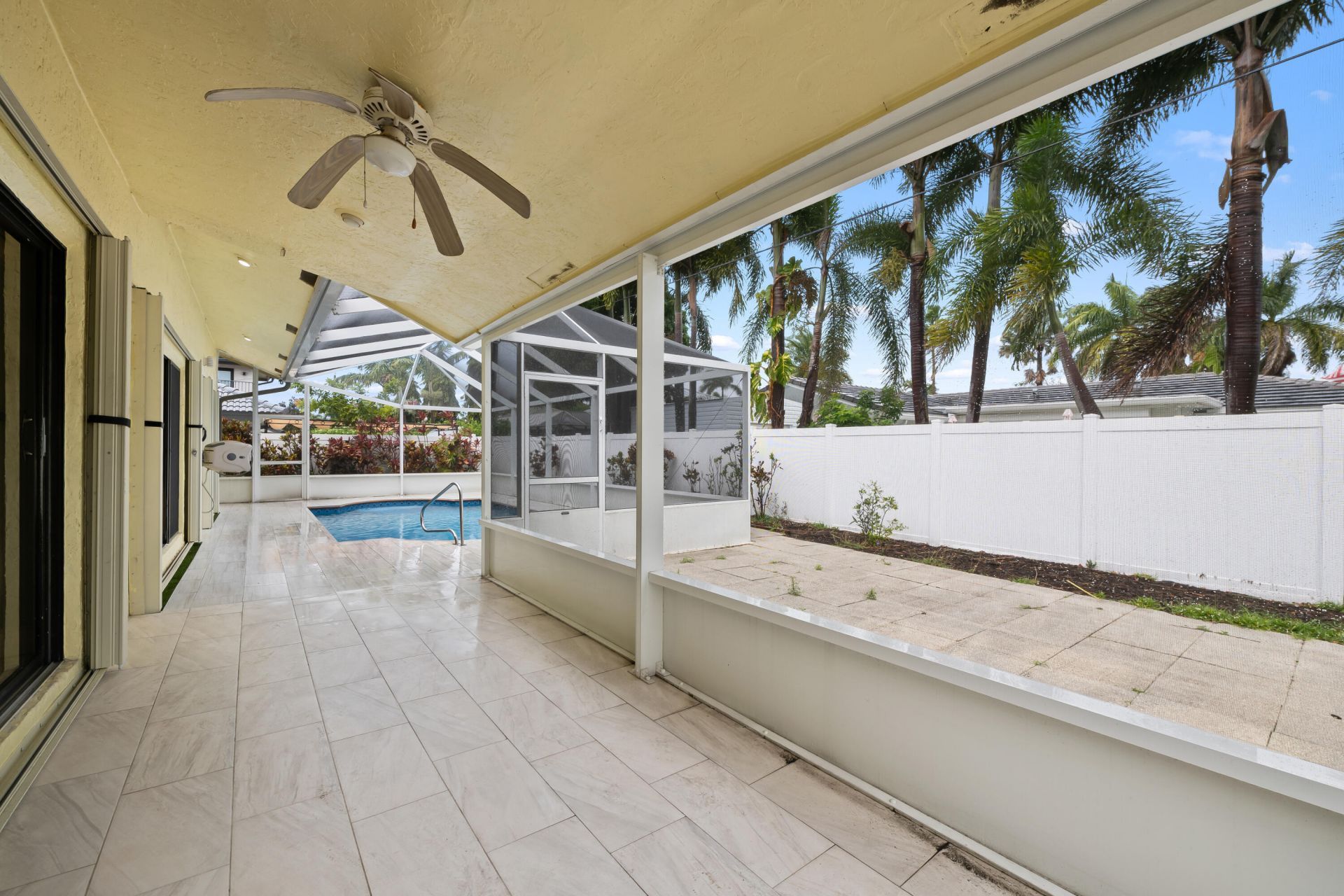 281 N Country Club Boulevard, Boca Raton, FL 33487 Photo