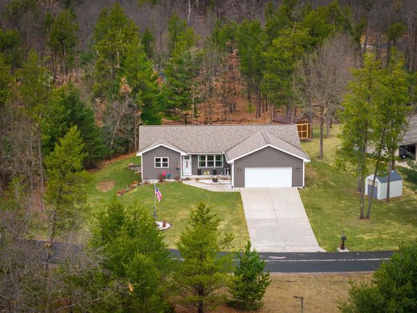 317 Somerset Court, Nekoosa, WI 54457