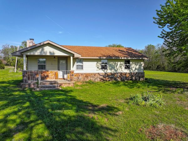 2416 N Main Street , Jay, OK 74346