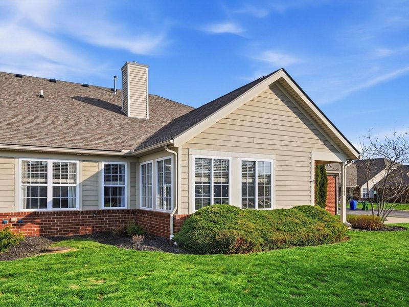 20 Greenhedge Circle, Delaware, OH 43015 Photo 2