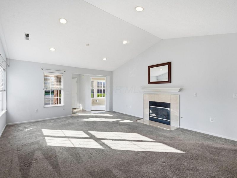 20 Greenhedge Circle, Delaware, OH 43015 Photo 5