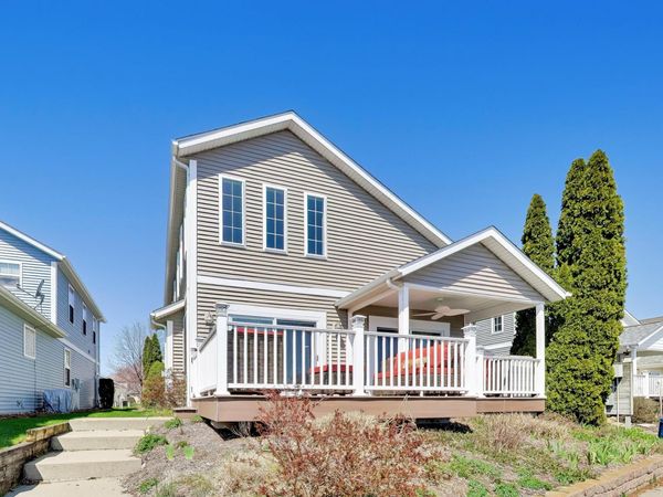 425 Island Pointe Drive, St. Joseph, MI 49085