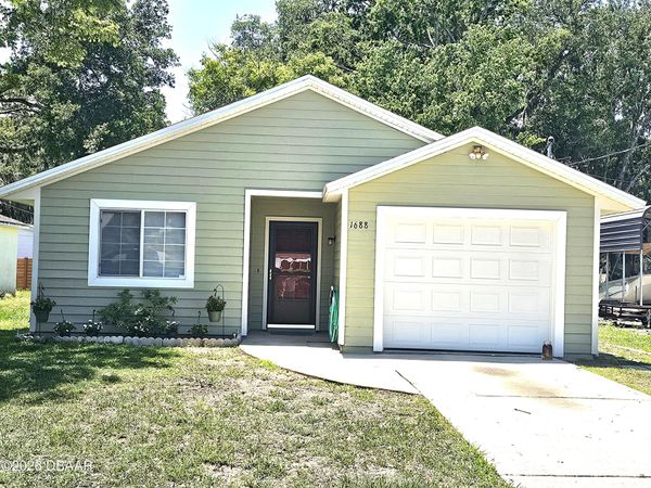 1688 Montgomery Avenue, Holly Hill, FL 32117